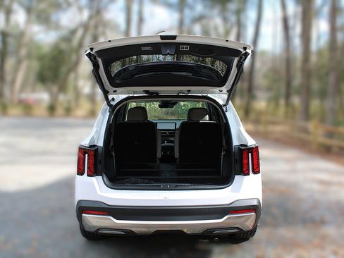 New 2026 Kia Sorento EX image 9