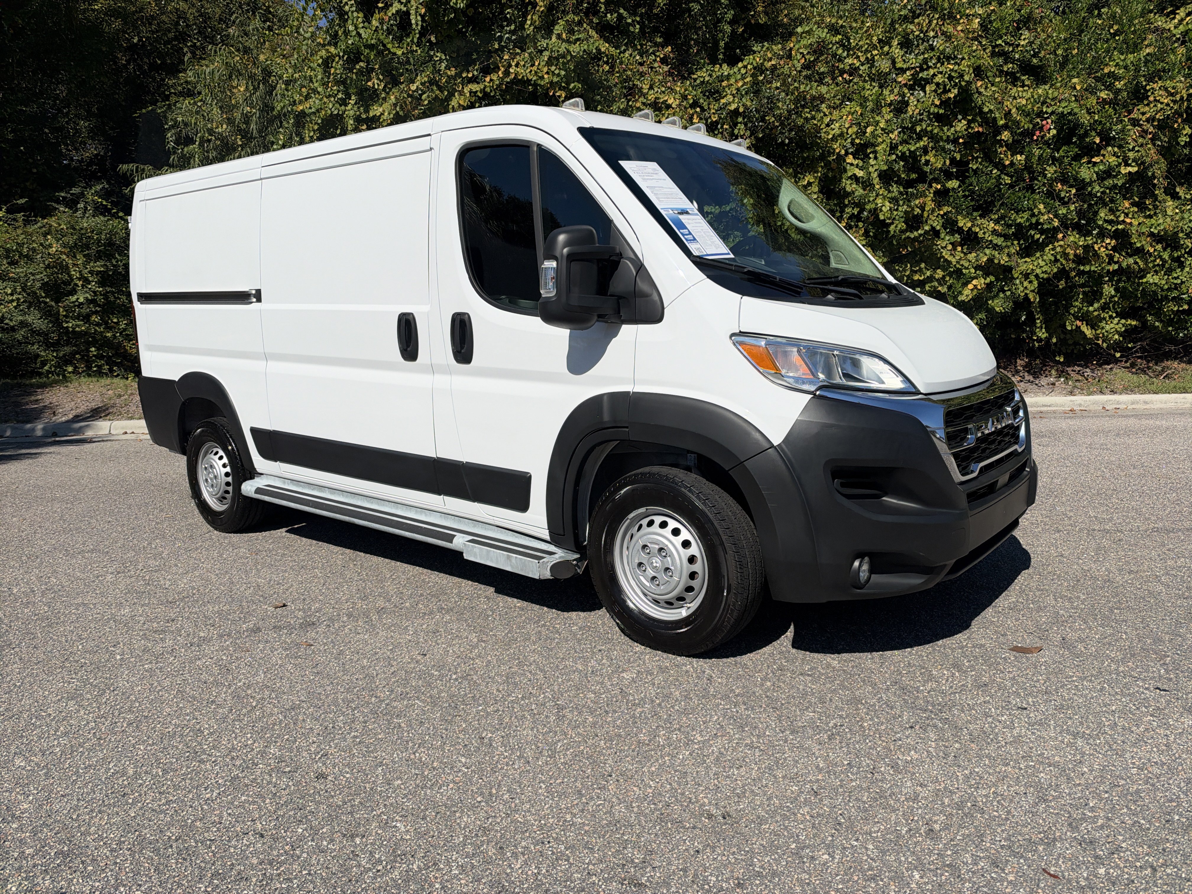 Used 2025 RAM ProMaster 2500 w/ U-Haul Equipment Group FWD image 2