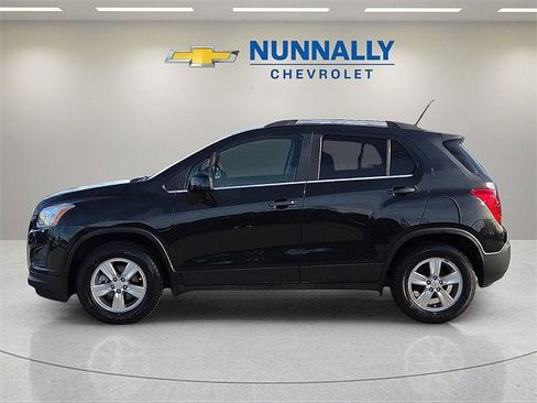 Used 2015 Chevrolet Trax LT image 2