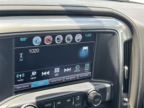 Used 2018 Chevrolet Silverado 1500 LTZ Z71 AWD/4WD image 16