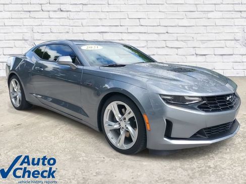Used 2021 Chevrolet Camaro LT RWD image 5