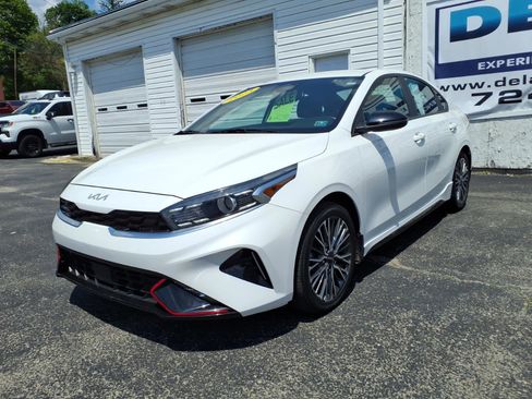 Used 2023 Kia Forte GT-Line w/ GT-Line Technology Package FWD image 9