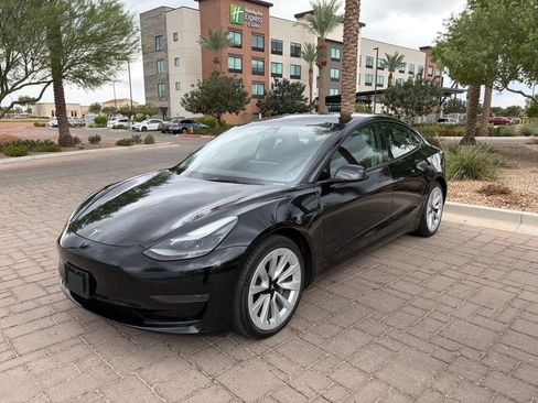 Used 2022 Tesla Model 3 RWD image 6
