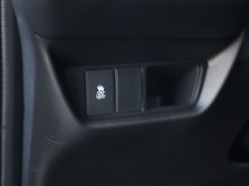 New 2026 Honda HR-V LX image 12