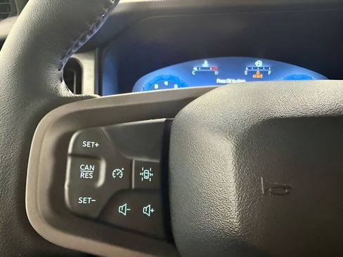 Used 2025 Ford Bronco Badlands AWD/4WD image 17