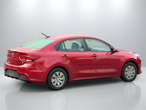 Used 2019 Kia Rio S image 4