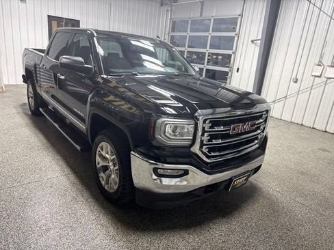 Used 2017 GMC Sierra 1500 SLT w/ SLT Premium Package AWD/4WD image 29