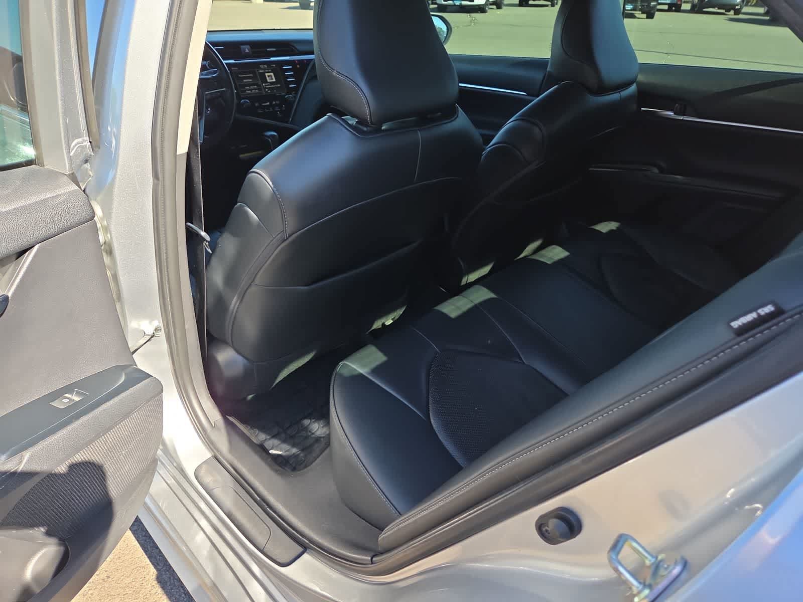 Used 2020 Toyota Camry XSE FWD image 20