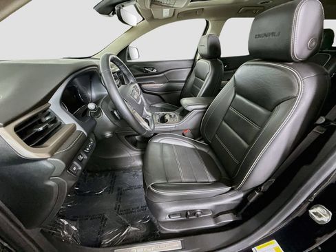 Used 2023 GMC Acadia Denali w/ Denali Ultimate Package FWD image 22