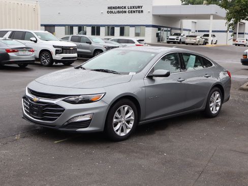 Used 2024 Chevrolet Malibu LT FWD image 5