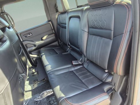 Certified 2024 Nissan Frontier Pro-X w/ Pro Premium Package RWD image 18