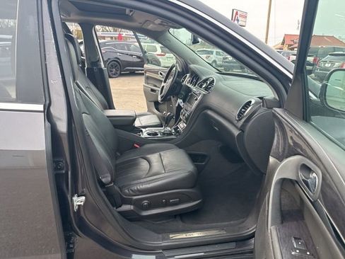 Used 2015 Buick Enclave Leather image 16