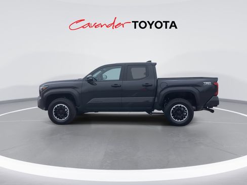 Certified 2026 Toyota Tacoma TRD Off-Road image 5