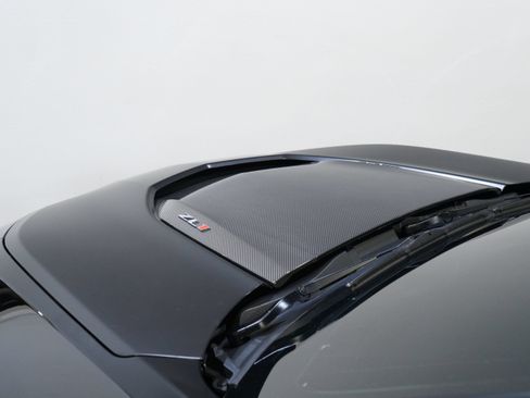 Used 2020 Chevrolet Camaro ZL1 RWD image 20