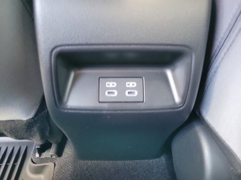 Used 2026 Toyota Corolla SE image 11