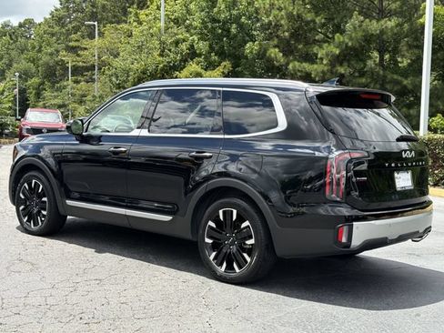 Used 2024 Kia Telluride SX FWD image 3