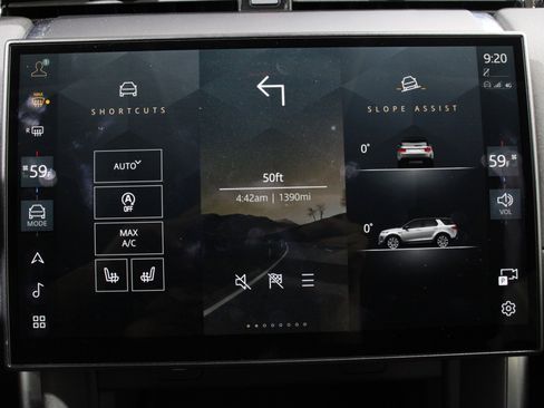 Used 2024 Land Rover Discovery Sport S image 13