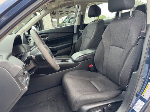 Used 2023 Honda Accord EX image 13