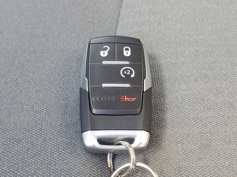 Used 2019 RAM 2500 Big Horn image 41