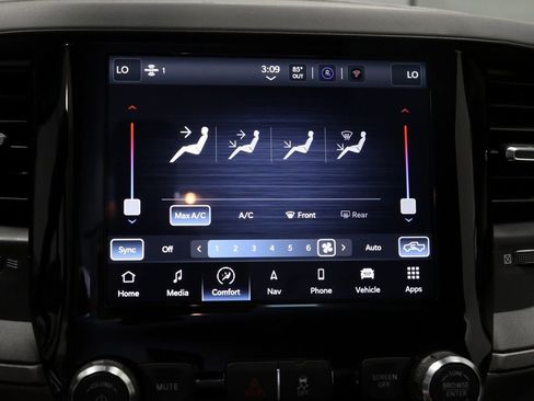 New 2024 RAM 2500 Tradesman w/ Convenience Group image 44