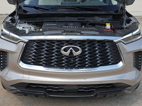 Used 2025 INFINITI QX60 Luxe FWD image 8