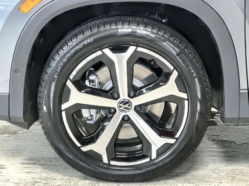 New 2026 Volkswagen Tiguan SE AWD/4WD image 24