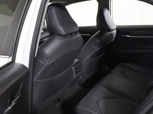 Used 2024 Toyota Camry SE image 26