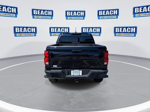 Used 2025 Chevrolet Colorado Z71 AWD/4WD image 7
