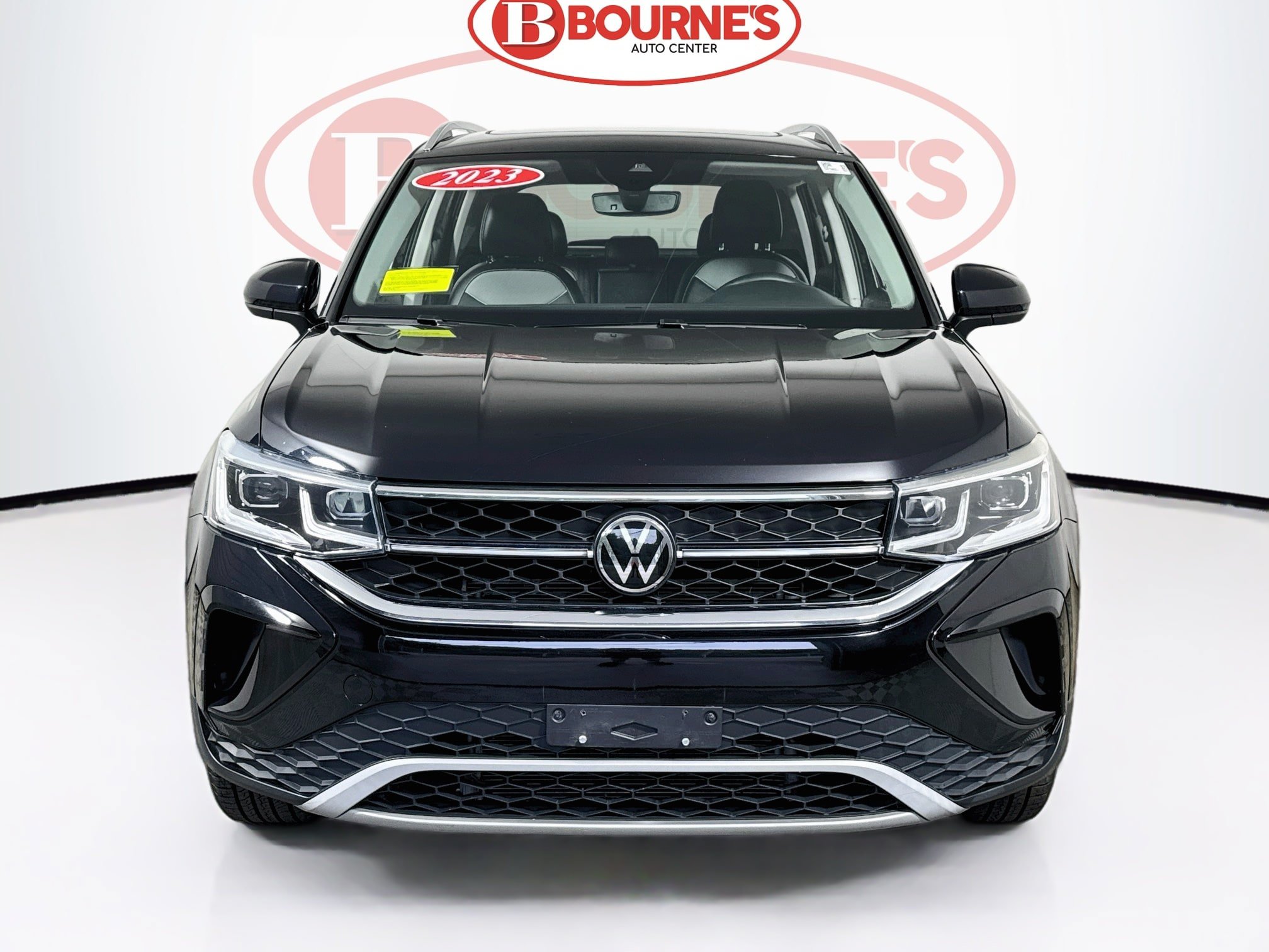 Used 2023 Volkswagen Taos SEL AWD/4WD image 6