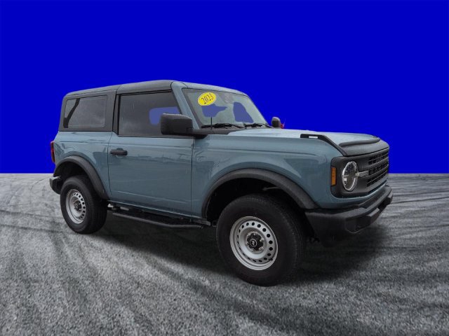 Certified 2023 Ford Bronco 2-Door AWD/4WD image 2