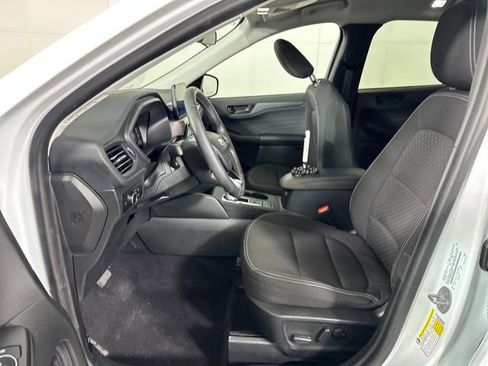 Used 2023 Ford Escape Active image 11