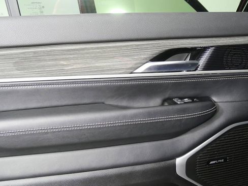 Used 2022 Jeep Wagoneer Series II w/ Premium Group I image 14