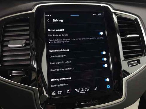 Certified 2024 Volvo XC90 B6 Ultimate w/ Lounge Package image 30