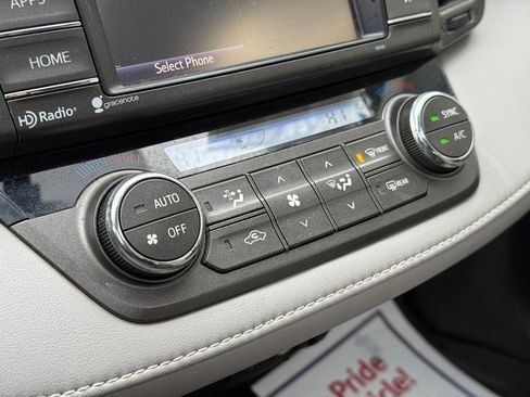 Used 2014 Toyota RAV4 XLE image 28