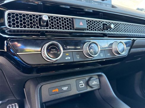 Certified 2024 Honda Civic Sport image 17