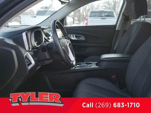 Used 2016 Chevrolet Equinox LT w/ Convenience Package image 36