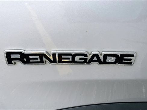Used 2016 Jeep Renegade Limited AWD/4WD image 33