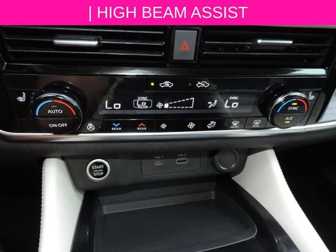 Certified 2021 Nissan Rogue SL FWD image 25