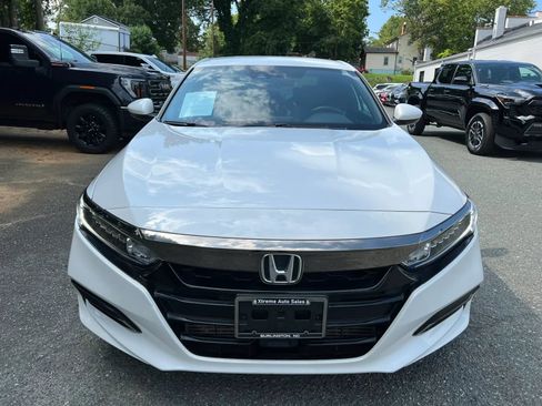 Used 2020 Honda Accord Sport image 2