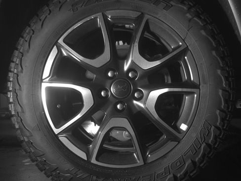 Used 2025 Jeep Compass Trailhawk image 15