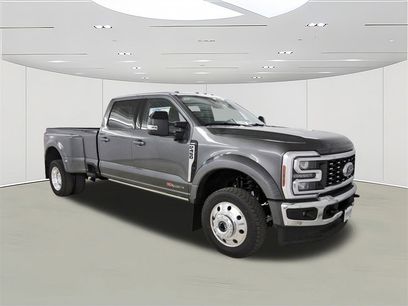 New 2025 Ford F450 Lariat w/ Lariat Ultimate Package