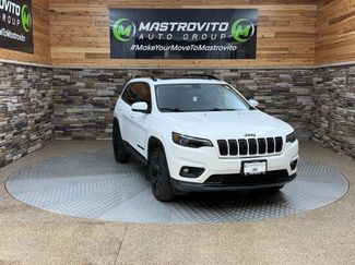 Used 2020 Jeep Cherokee Altitude video 2