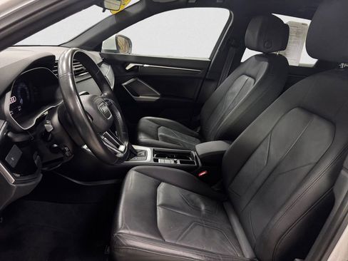 Used 2019 Audi Q3 2.0T Premium image 9