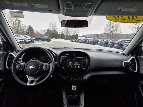 Used 2020 Kia Soul LX image 18