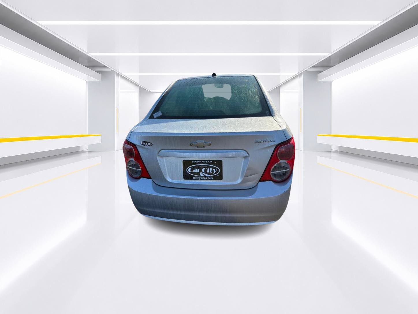 Used 2015 Chevrolet Sonic LS FWD image 4