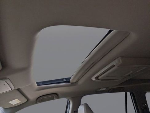 Used 2017 Honda Pilot Elite image 24