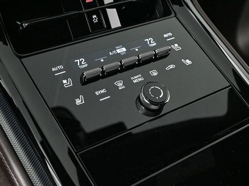 New 2026 Porsche Panamera image 17