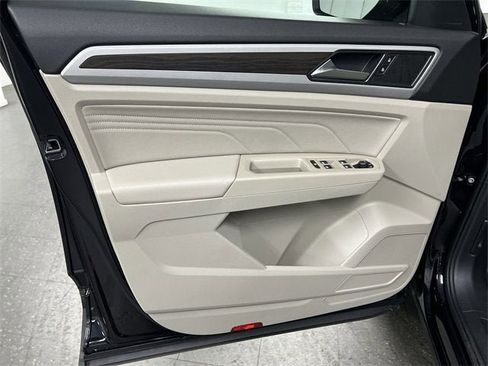 Used 2022 Volkswagen Atlas SE image 21