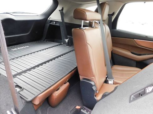 Used 2024 Acura MDX SH-AWD w/ Technology Package image 5