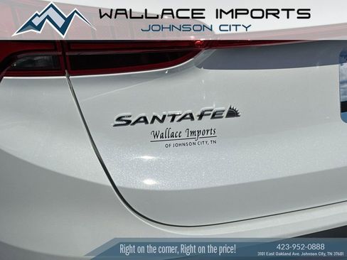 Used 2023 Hyundai Santa Fe SEL w/ Premium Package AWD/4WD image 12